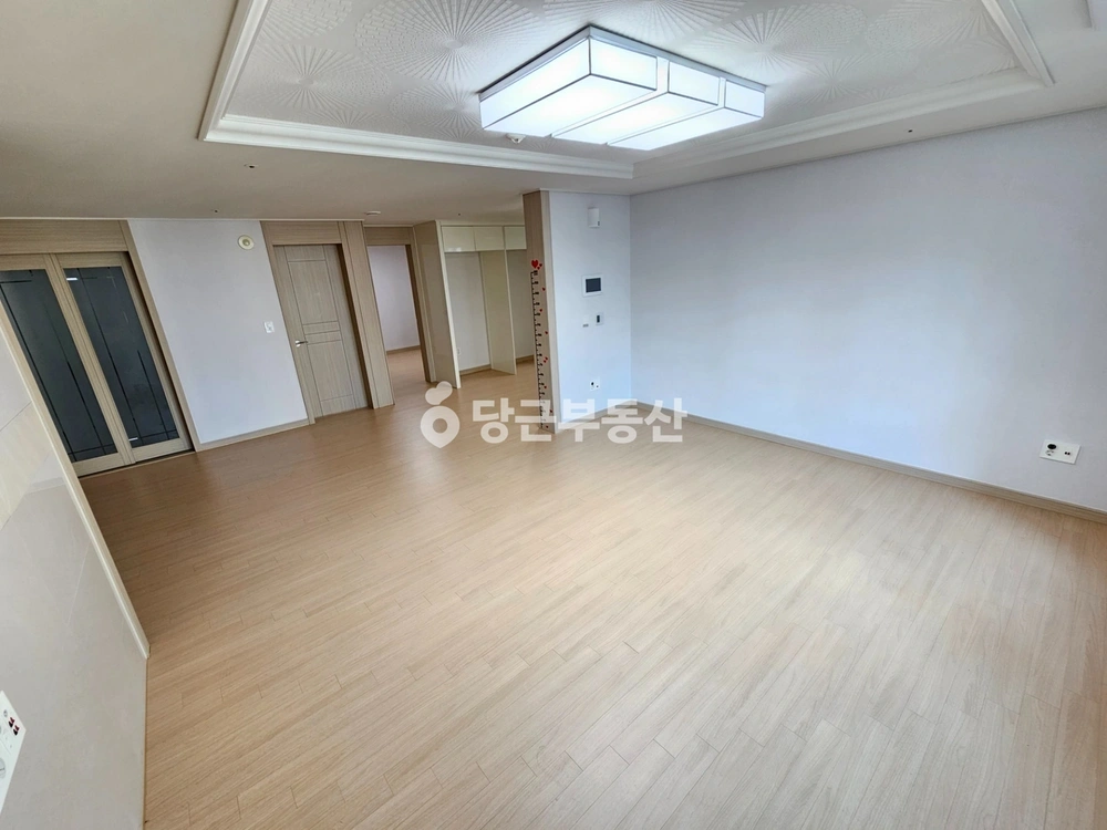 전북특별자치도 군산시 대명동 아파트 사진 1