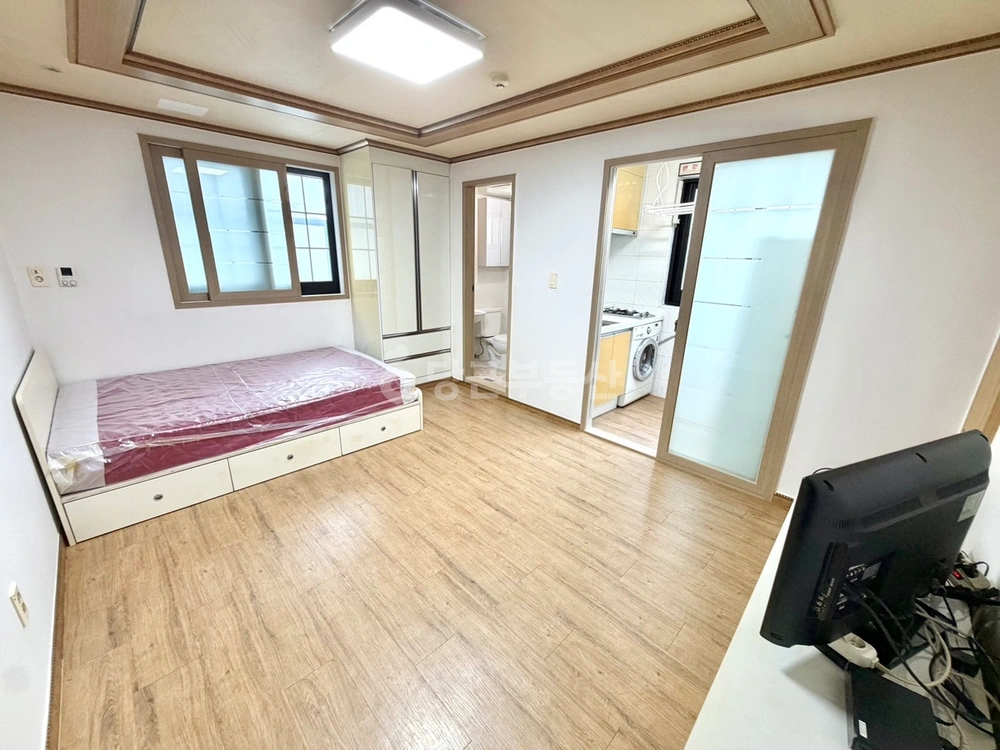 부산광역시 남구 대연동 원룸 사진 1