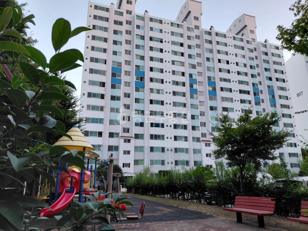 경상남도 창원시 진해구 청안동 아파트 사진 1