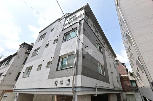 서울특별시 강남구 역삼동 건물 사진 1