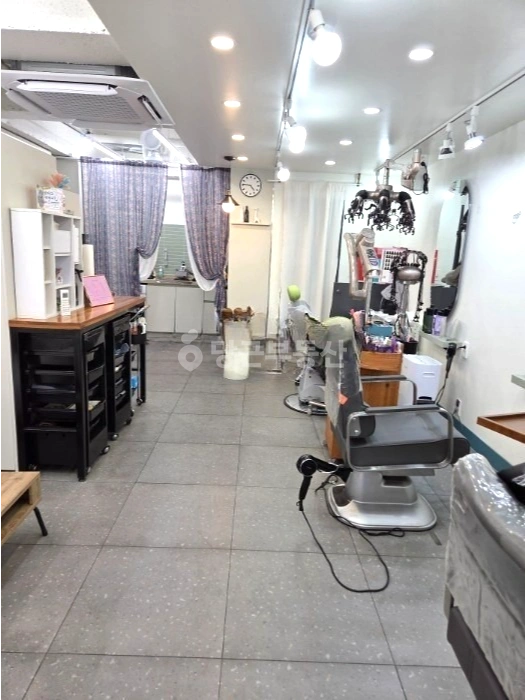대전광역시 서구 용문동 상가 사진 1
