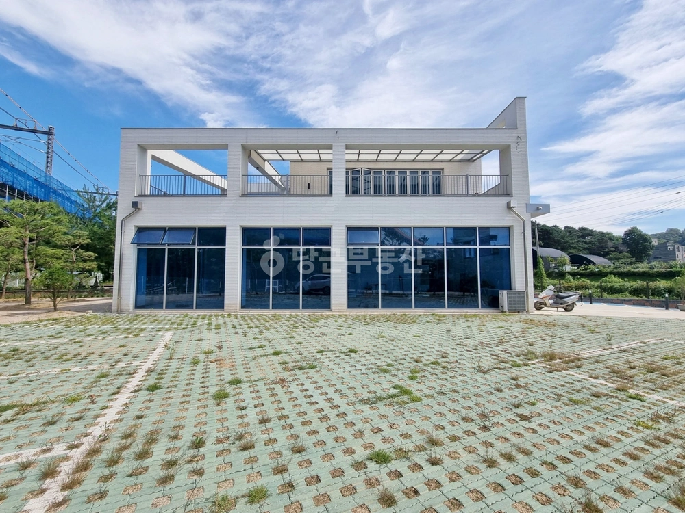 경기도 고양시 덕양구 성사동 상가 사진 1