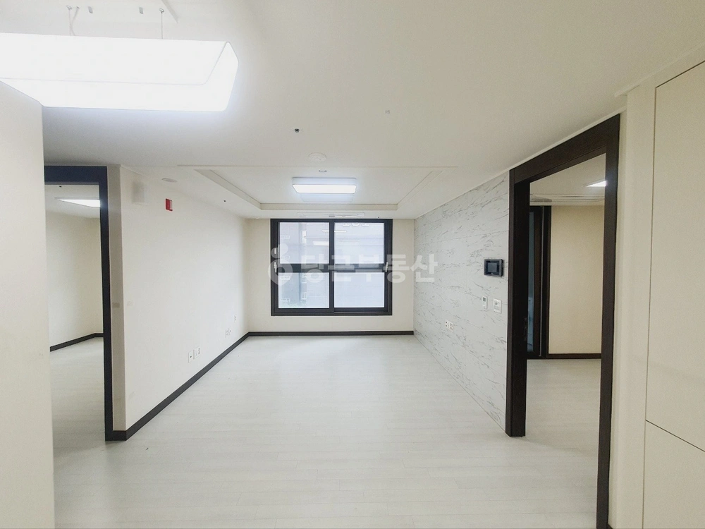 부산광역시 동래구 온천동 오피스텔 사진 1