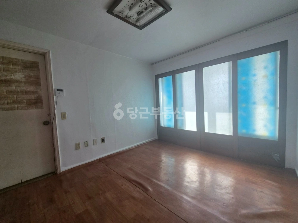 전북특별자치도 군산시 조촌동 빌라(투룸 이상) 사진 1