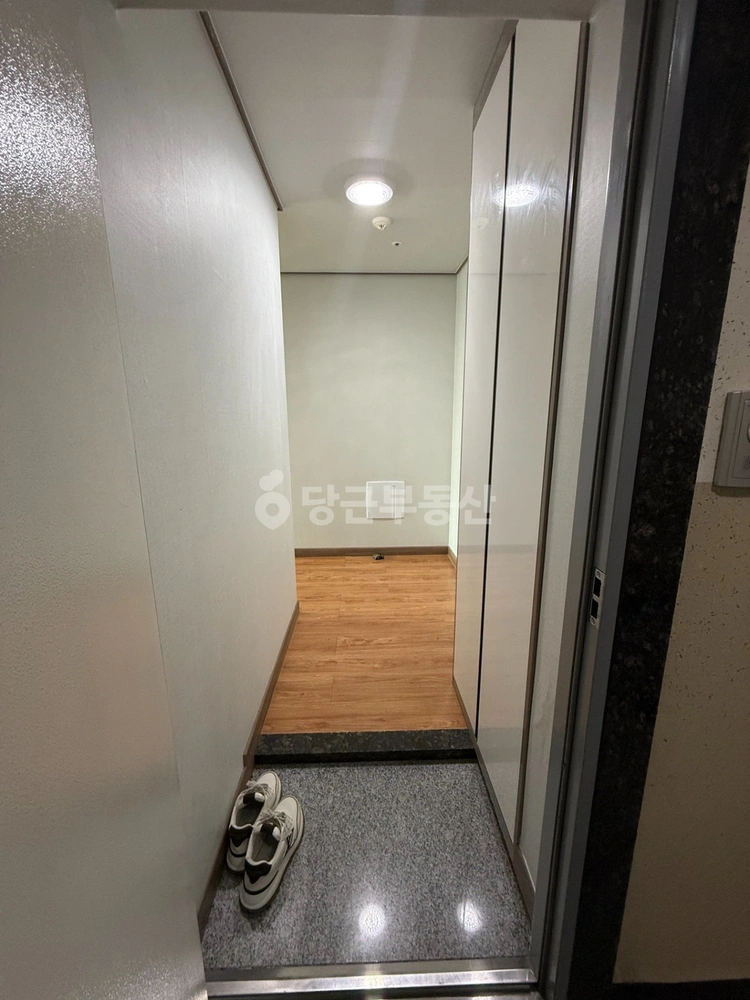대전광역시 유성구 봉명동 아파트 사진 1