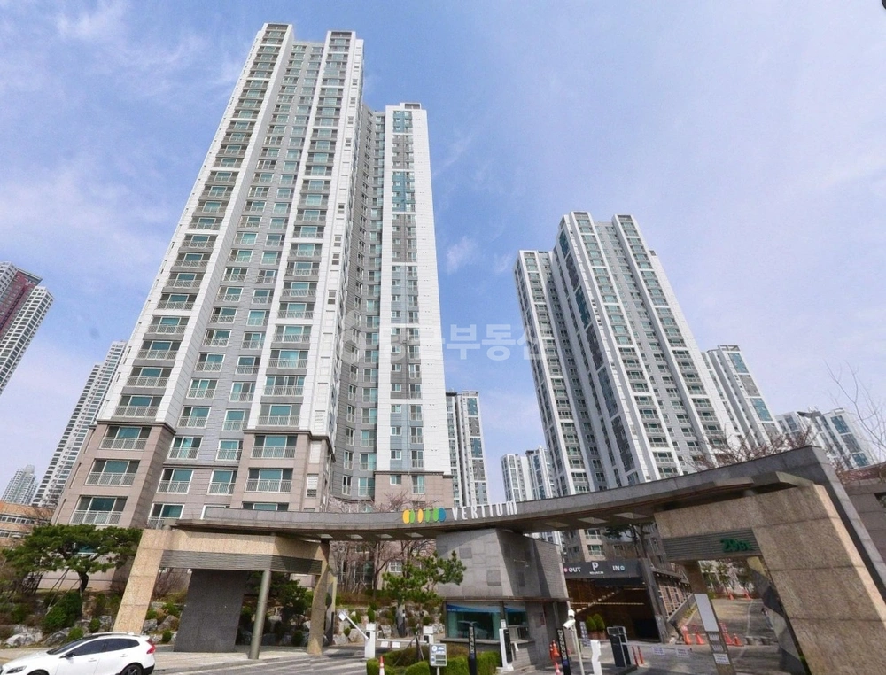 인천광역시 서해구 청라동 아파트 사진 1