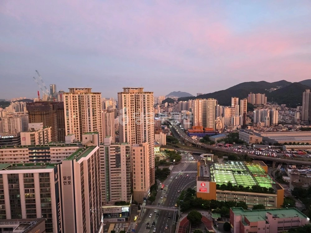 부산광역시 부산진구 부암동 아파트 사진 1