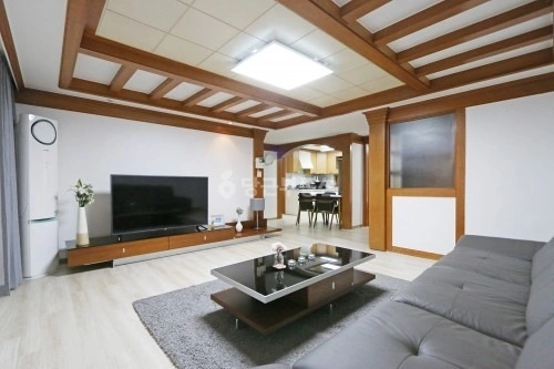 서울특별시 강남구 역삼동 아파트 사진 1
