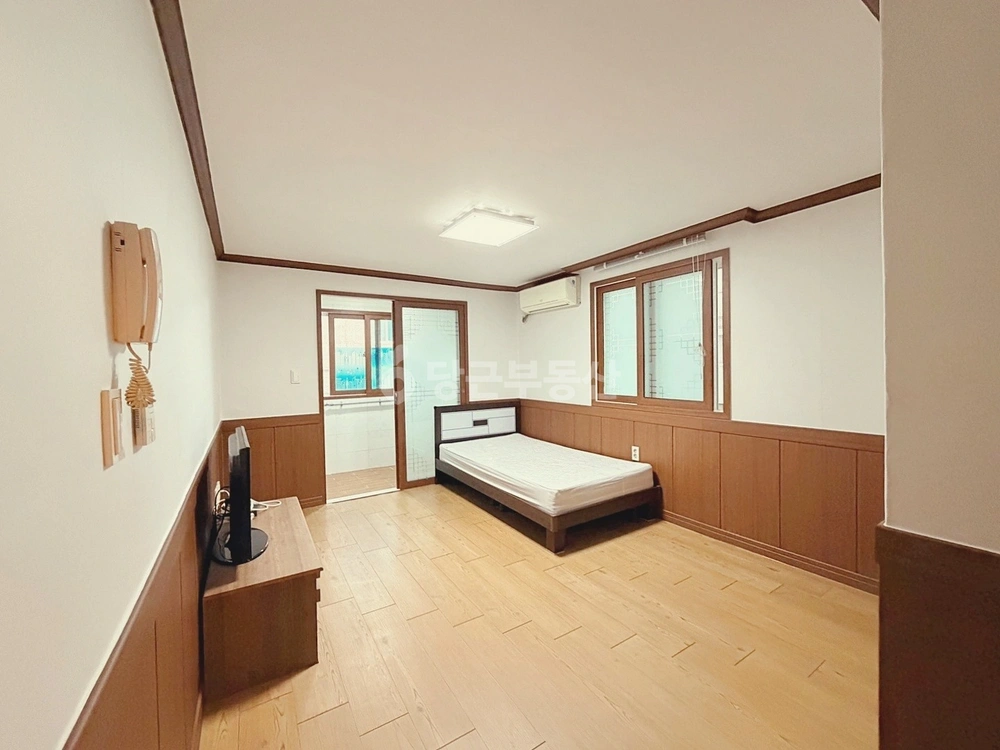 부산광역시 수영구 망미동 원룸 사진 1