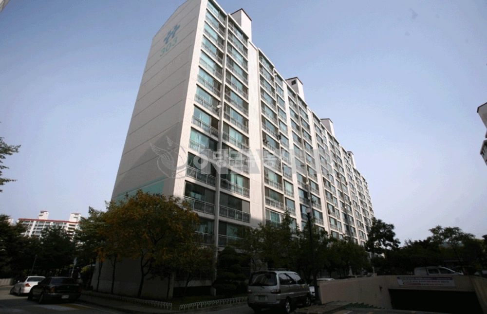 충청남도 천안시 동남구 신부동 아파트 사진 1