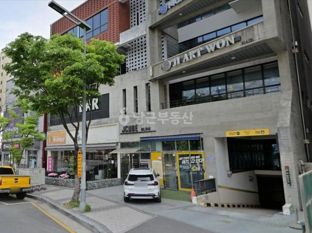 대전광역시 유성구 봉명동 상가 사진 1