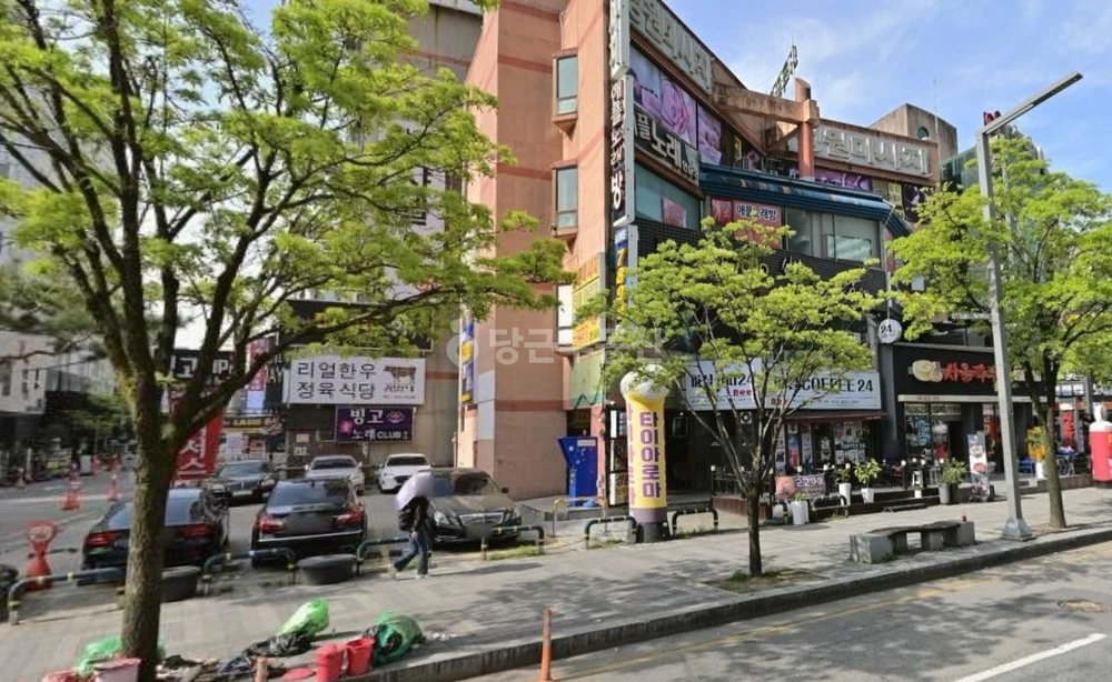 대전광역시 유성구 봉명동 상가 사진 1