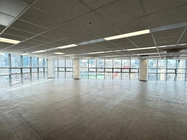 서울특별시 강남구 역삼동 상가 사진 1
