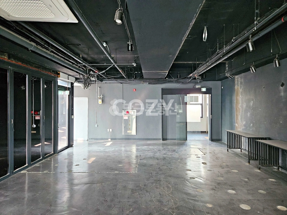 서울특별시 강남구 신사동 상가 사진 1