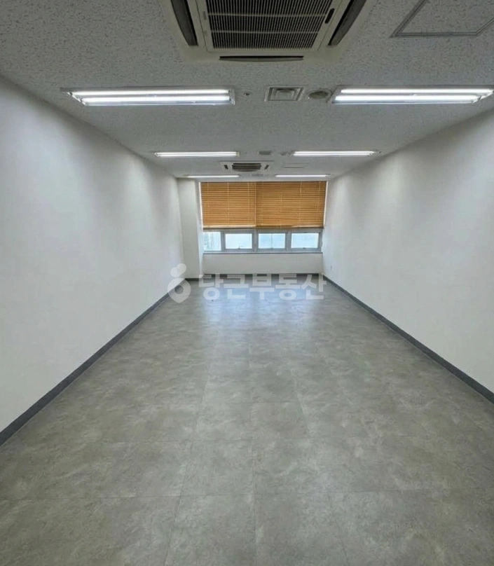 경기도 고양시 일산동구 장항동 사무실 사진 1