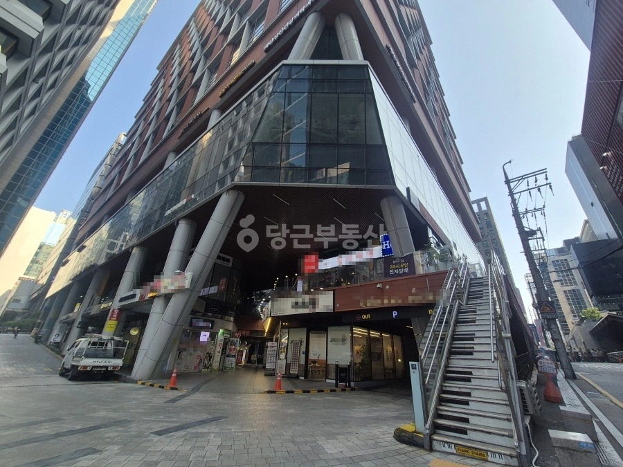 서울특별시 강남구 역삼동 상가 사진 1