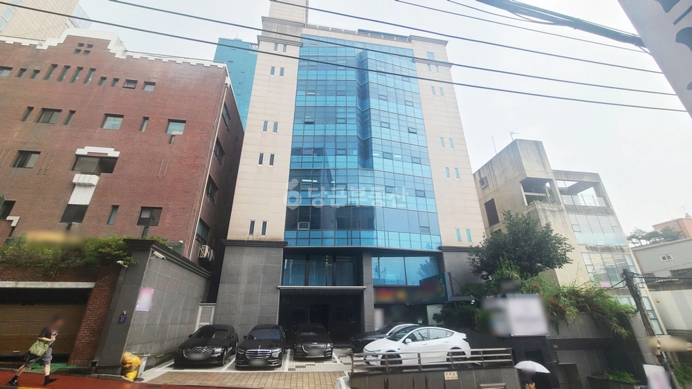 서울특별시 강남구 논현동 상가 사진 1