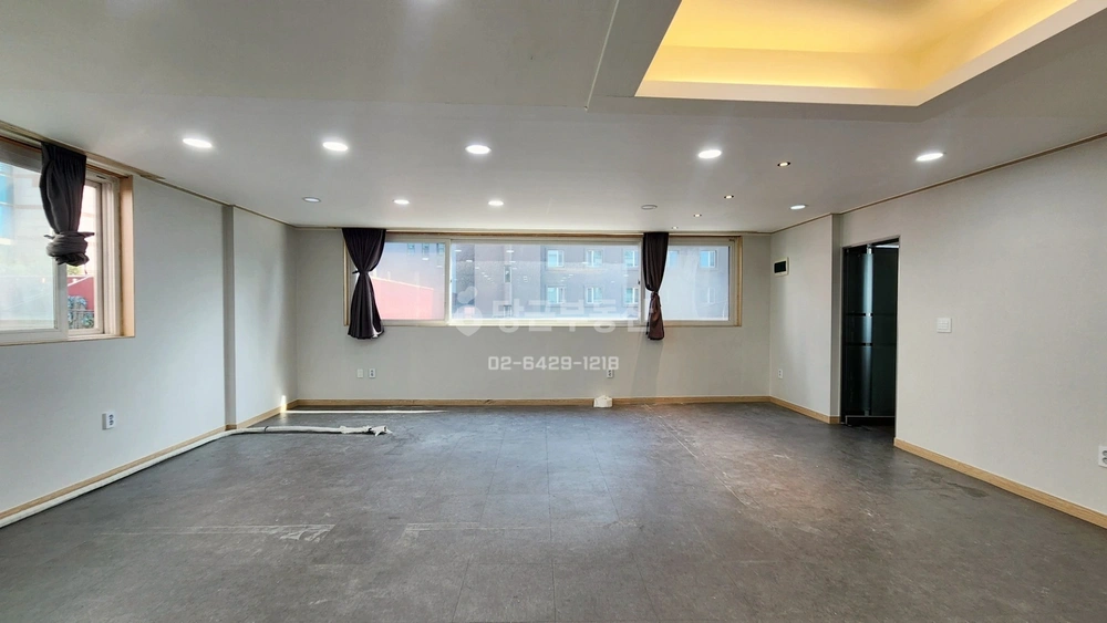 서울특별시 강남구 신사동 사무실 사진 1