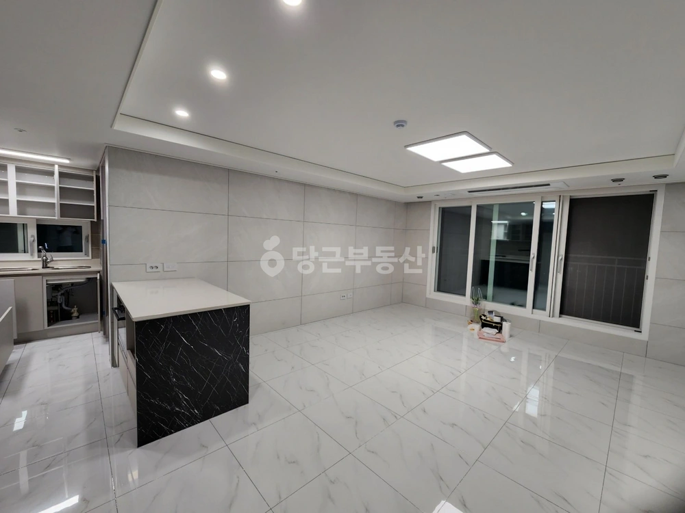 부산광역시 부산진구 범천동 아파트 사진 1