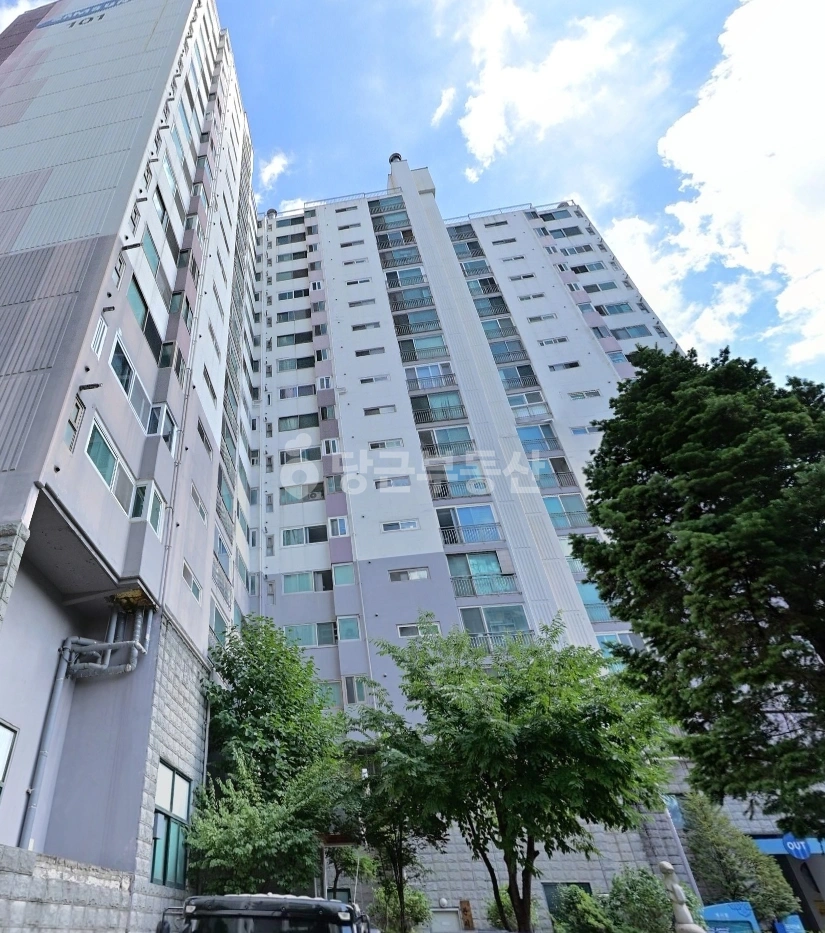 서울특별시 관악구 봉천동 아파트 사진 1