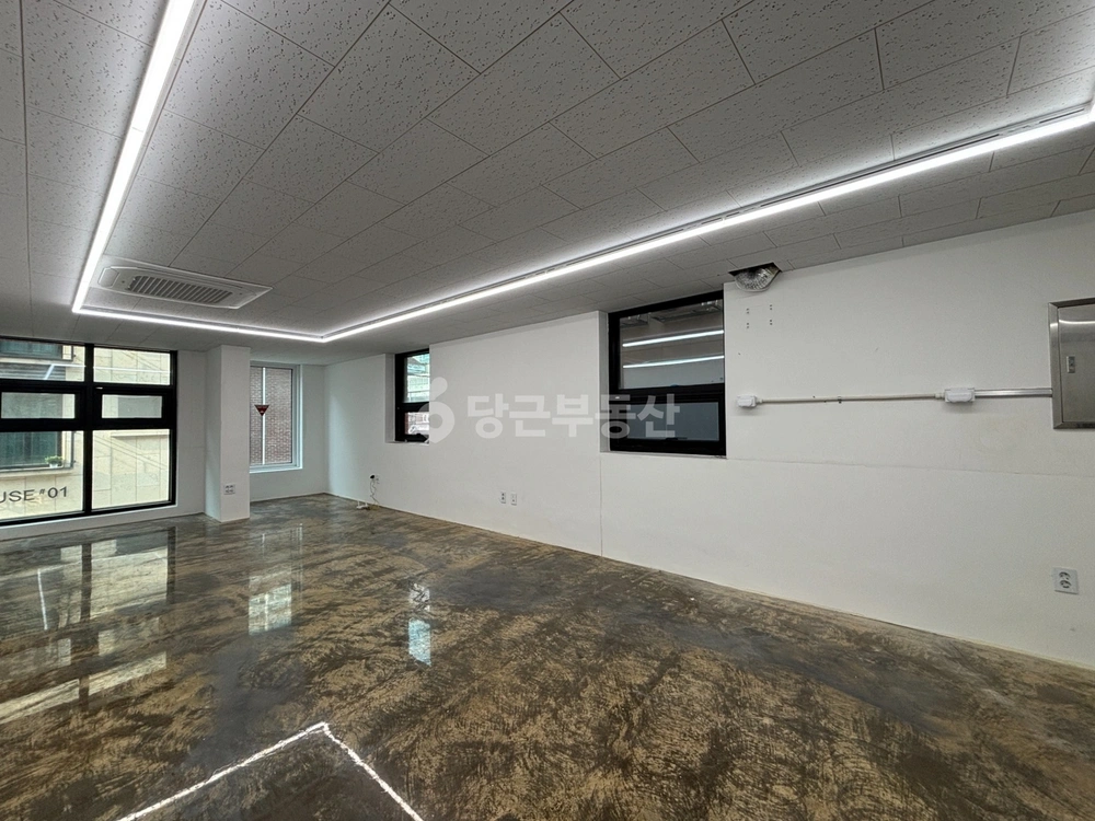 경기도 수원시 영통구 매탄동 사무실 사진 1