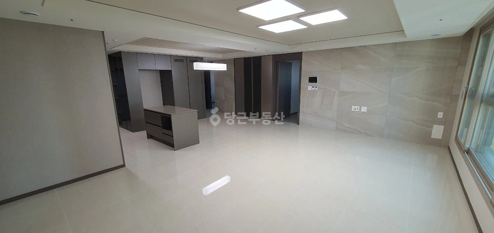 인천광역시 연수구 송도동 아파트 사진 1