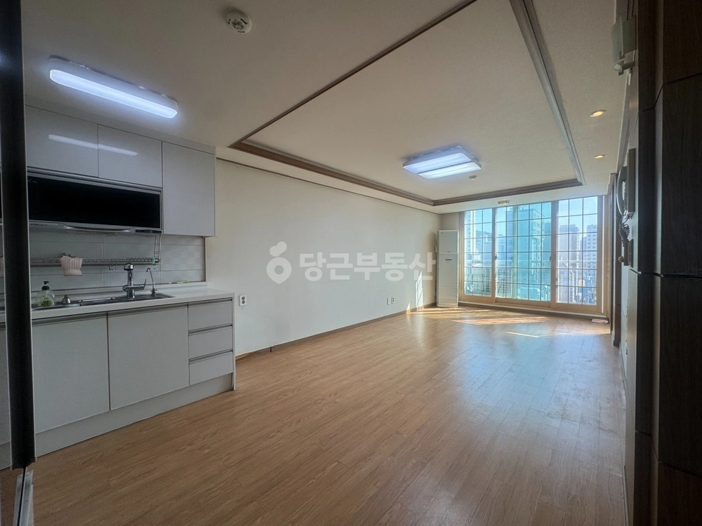 부산광역시 사하구 하단동 아파트 사진 1