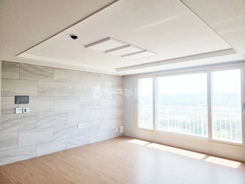 충청남도 천안시 동남구 신방동 아파트 사진 1