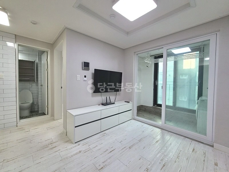 대전광역시 서구 탄방동 원룸 사진 1