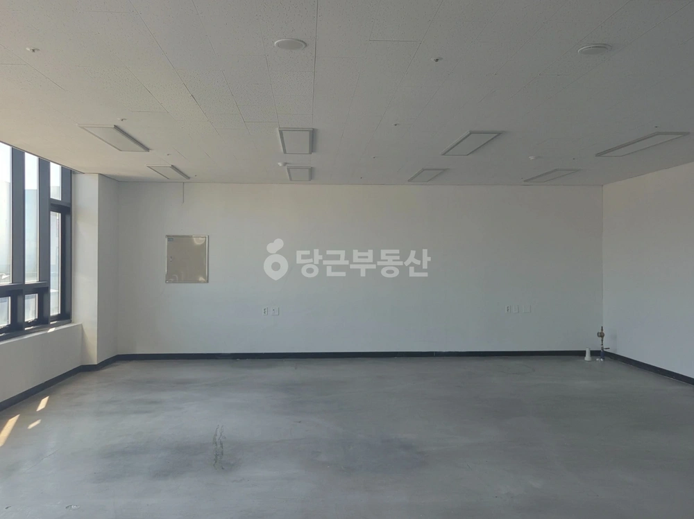경기도 파주시 목동동 상가 사진 1