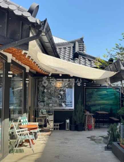전남광주통합특별시 동구 동명동 상가 사진 1