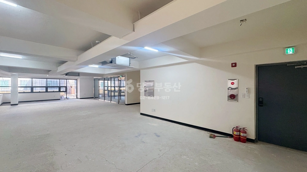 서울특별시 강남구 논현동 사무실 사진 1