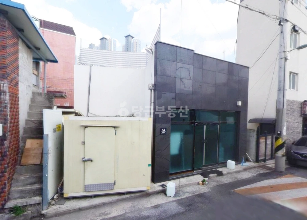대구광역시 달서구 성당동 건물 사진 1
