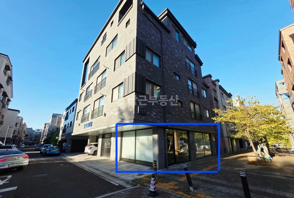 대전광역시 서구 도안동 상가 사진 1