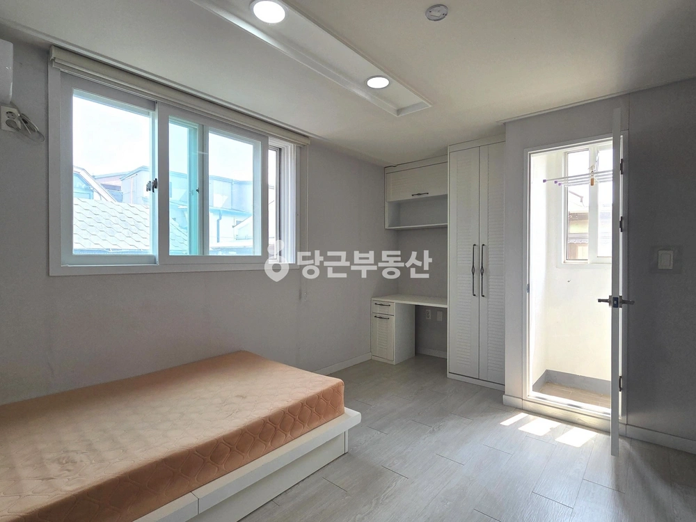 대전광역시 유성구 신성동 원룸 사진 1
