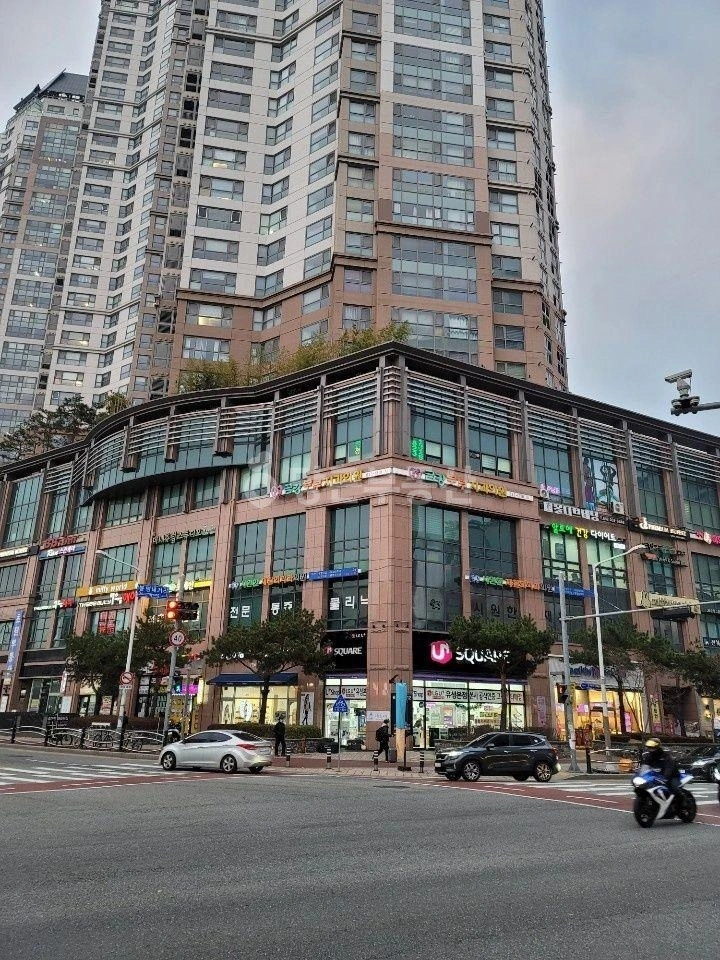 대전광역시 유성구 봉명동 상가 사진 1