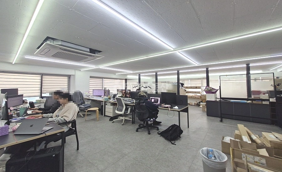 서울특별시 강남구 신사동 사무실 사진 1