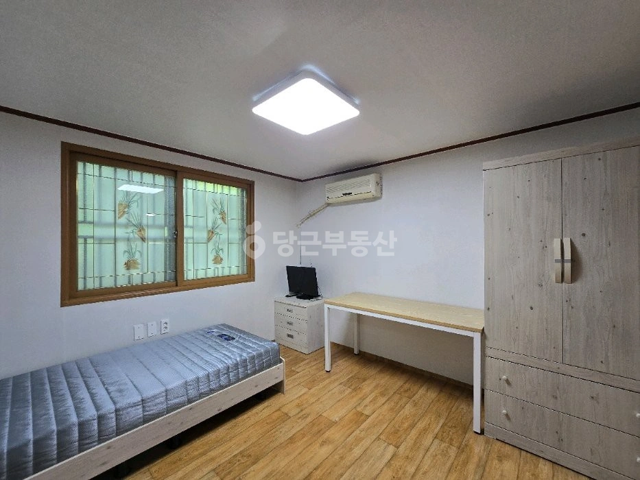 대전광역시 서구 만년동 원룸 사진 1