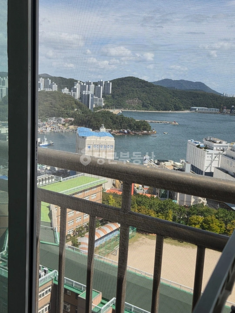부산광역시 사하구 다대동 아파트 사진 1