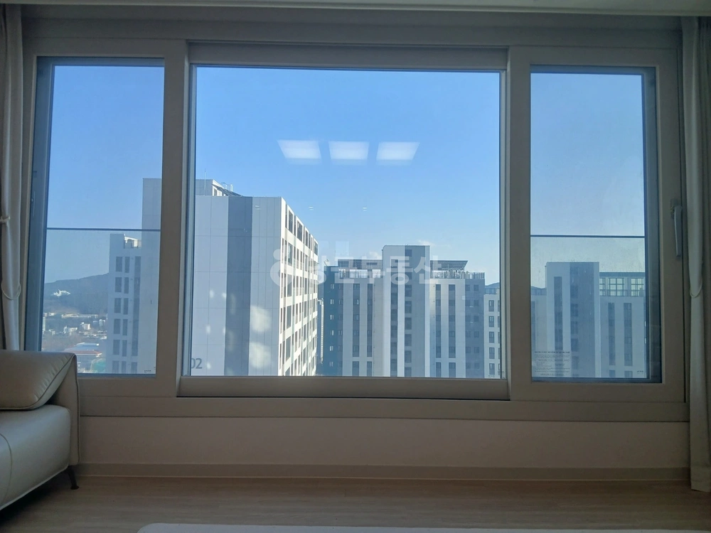부산광역시 남구 대연동 아파트 사진 1