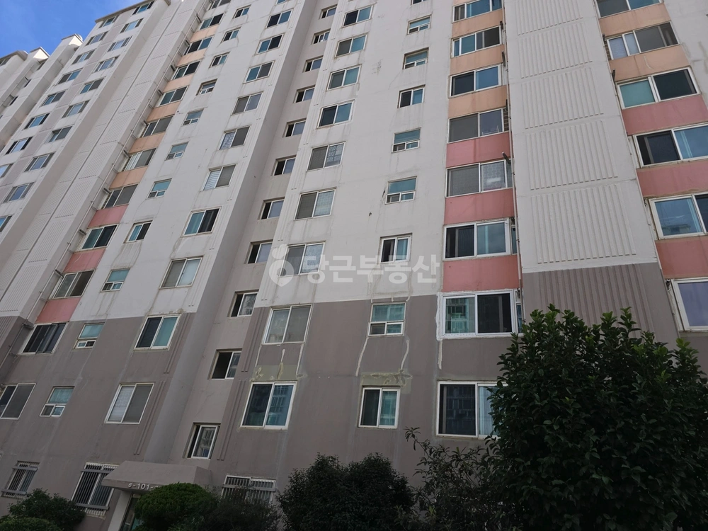 전남광주통합특별시 목포시 산정동 아파트 사진 1