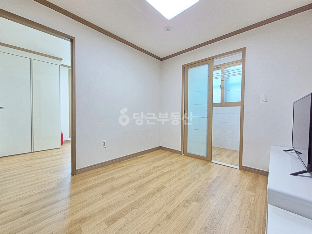 부산광역시 남구 대연동 원룸 사진 1
