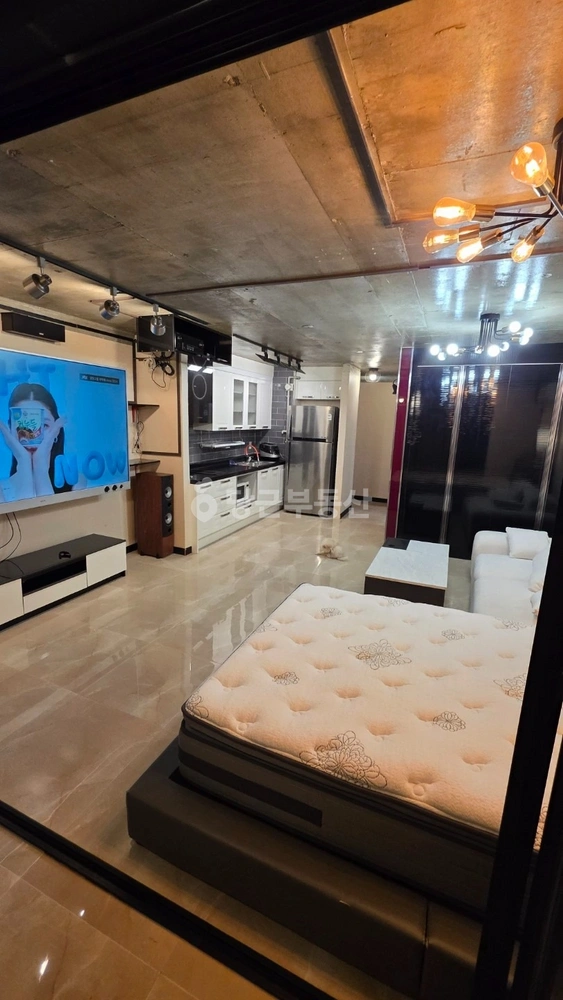 서울특별시 강남구 역삼동 아파트 사진 1