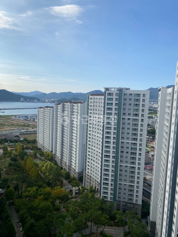 경상남도 창원시 진해구 풍호동 아파트 사진 1