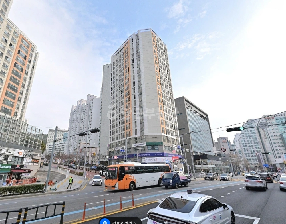 부산광역시 남구 대연동 아파트 사진 1
