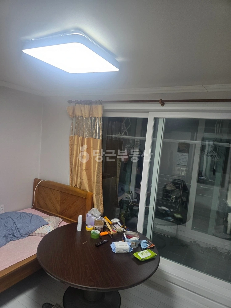 부산광역시 사하구 감천동 아파트 사진 1