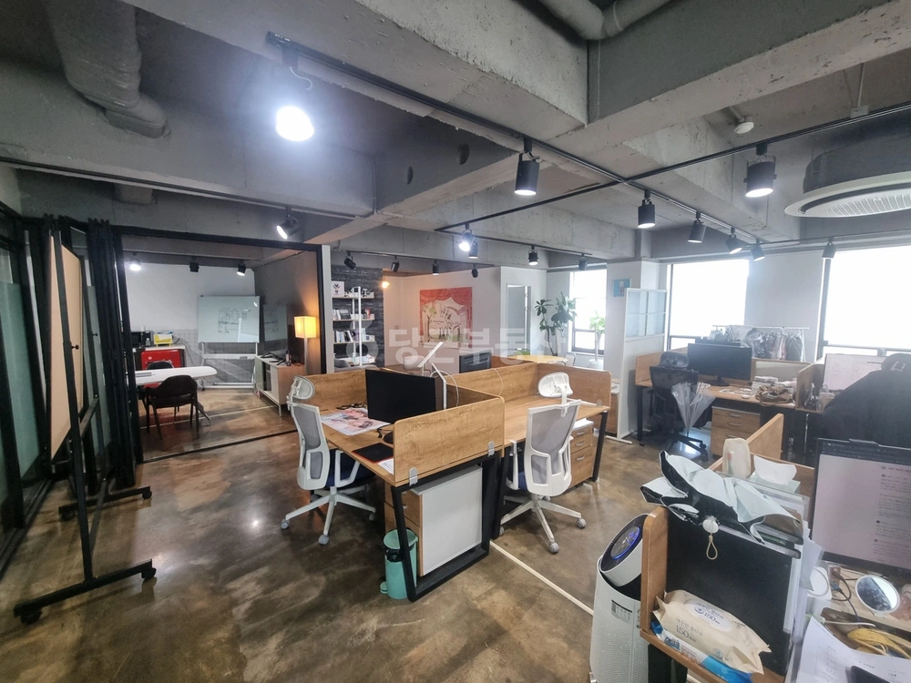 서울특별시 마포구 서교동 사무실 사진 1