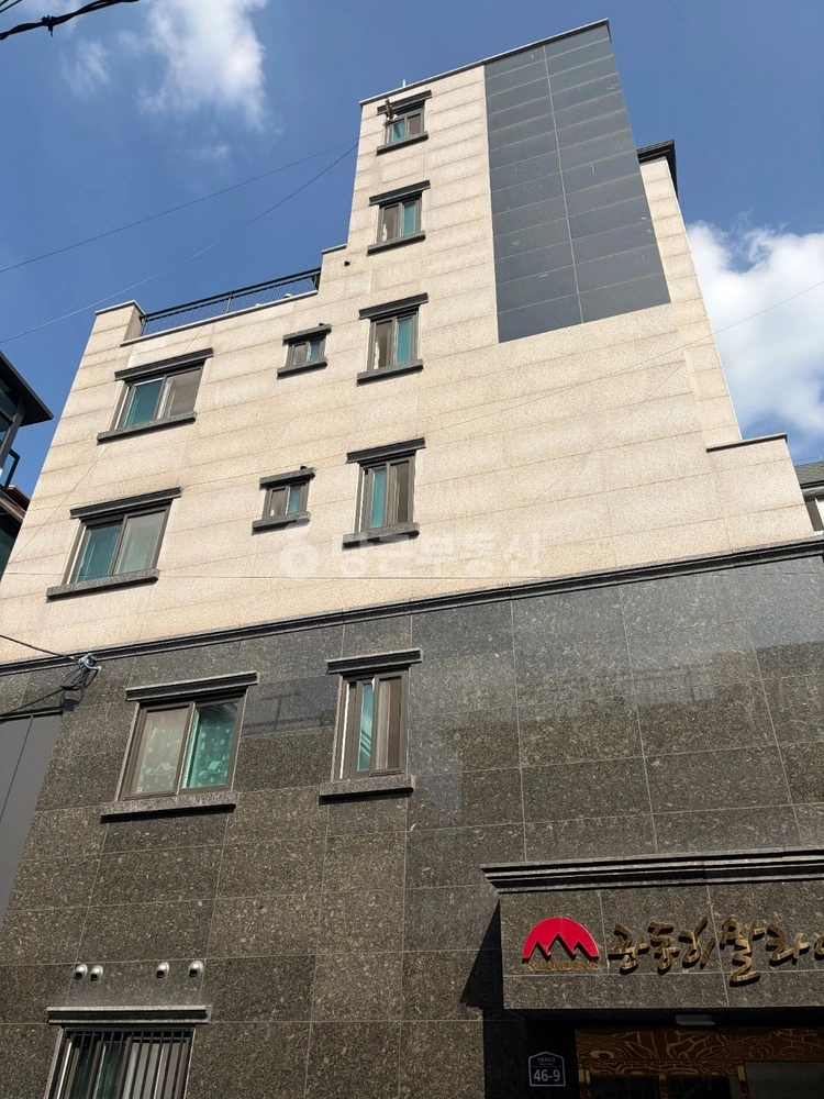 서울특별시 관악구 신림동 건물 사진 1