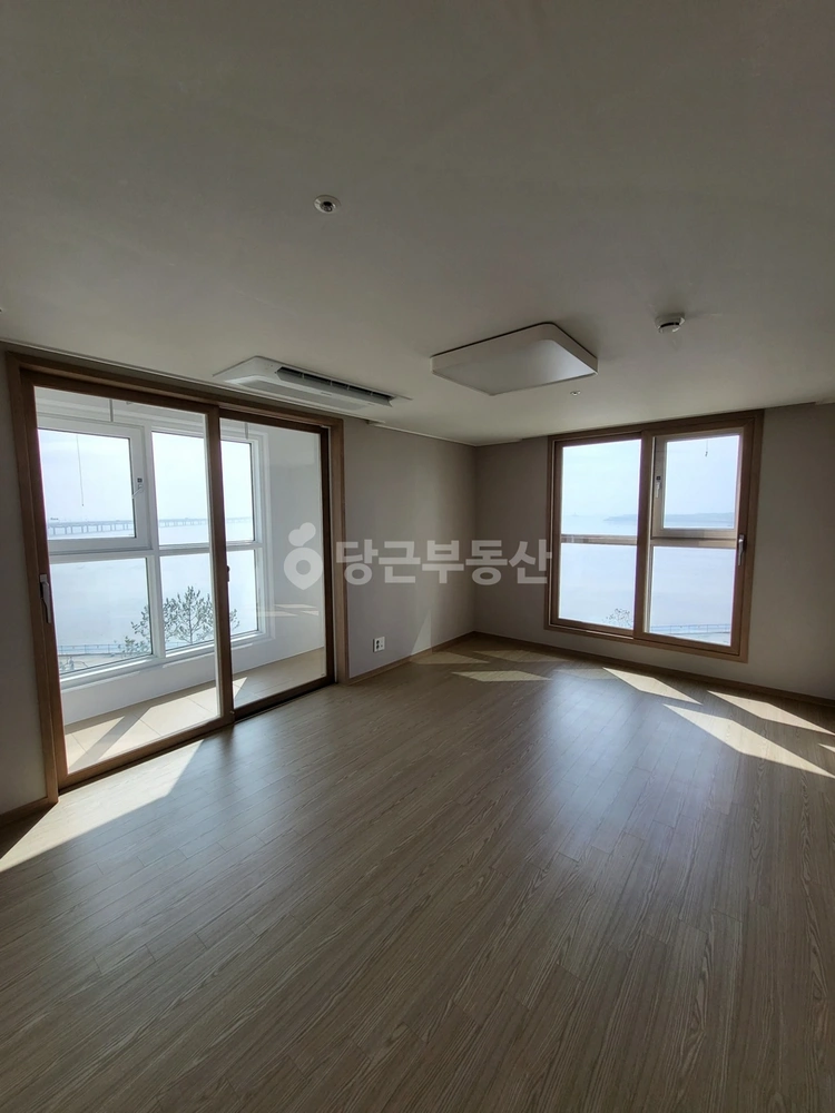 인천광역시 연수구 송도동 아파트 사진 1