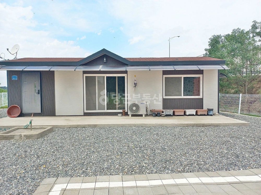 충청남도 천안시 서북구 성환읍 단독/전원주택 사진 1